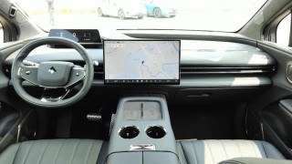 2025年国内6座7座SUV昊铂HL试驾体验，纯电动增程式车型实力解析