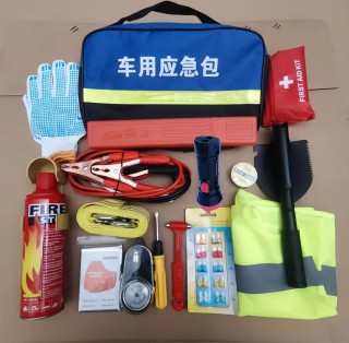 有车族要牢记，车里要常备这些物品，关键时刻能救命