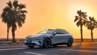 国产旅行车再出佳作，这颜值太带派了！