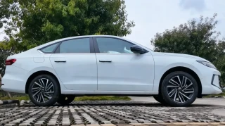 朗逸Pro测评：悬架升级，舒适性更强，这波升级很走心