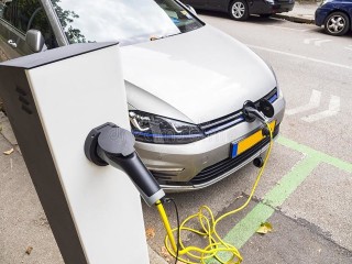从插混到电车：我的“变形记”与选择建议