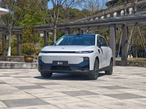 零跑B10驾乘体验：12.98万带激光雷达的智驾SUV，性价比之王实至名归