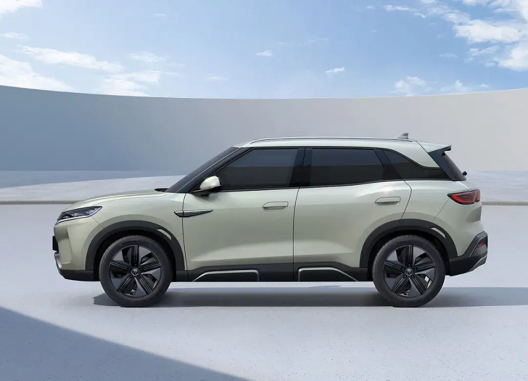 比亚迪元UP对比奇瑞iCAR 03： 一样的价格不一样的体验  第8张