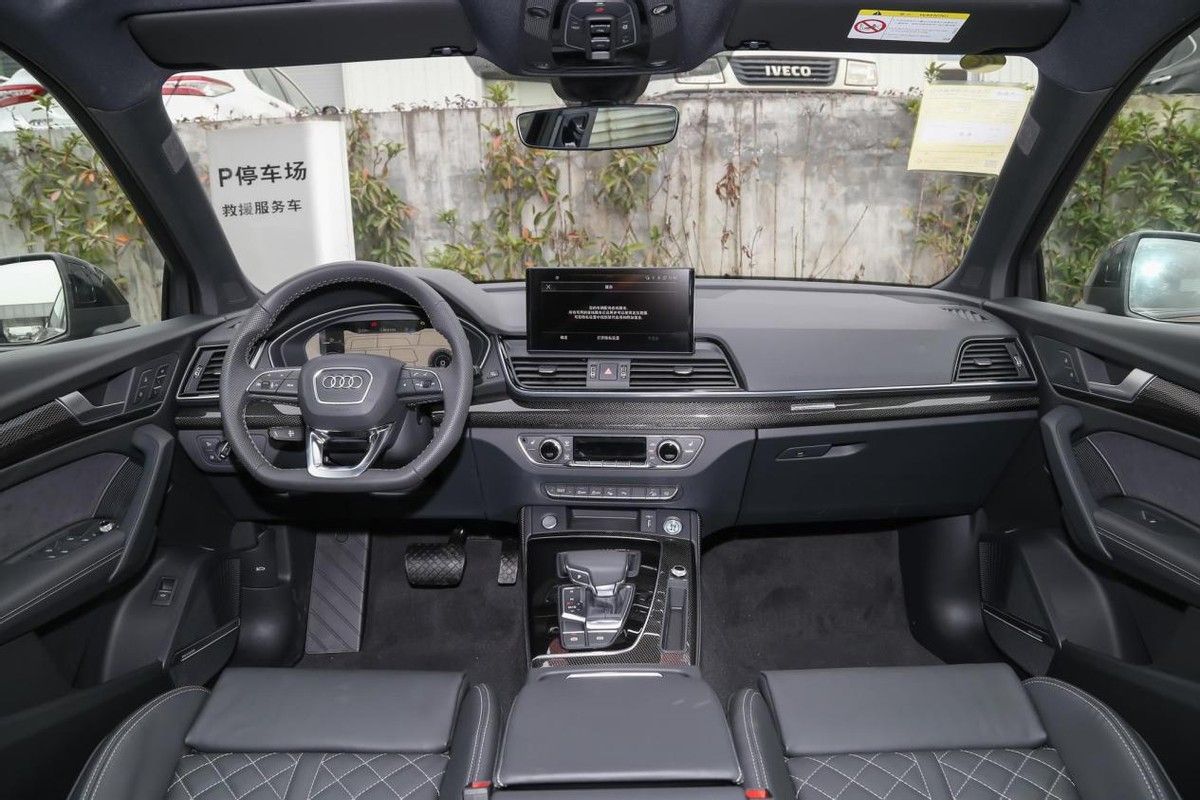 奥迪Q5L Sportback 2022款 40 TFSI 时尚型：动感外观与丰富配置的轿跑SUV  第5张