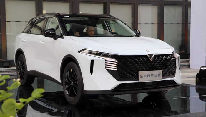 东风日产启辰全新紧凑级SUV“大V”亮相，主打年轻化运动风格  第1张