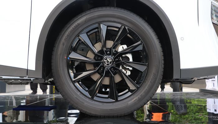 东风日产启辰全新紧凑级SUV“大V”亮相，主打年轻化运动风格  第6张