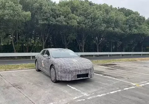 2025年值得期待的3款旅行车：捷尼赛思G90 Wingback、奇瑞星途ES7 GT、阿维塔06 Shooting Brake对比解析  第7张